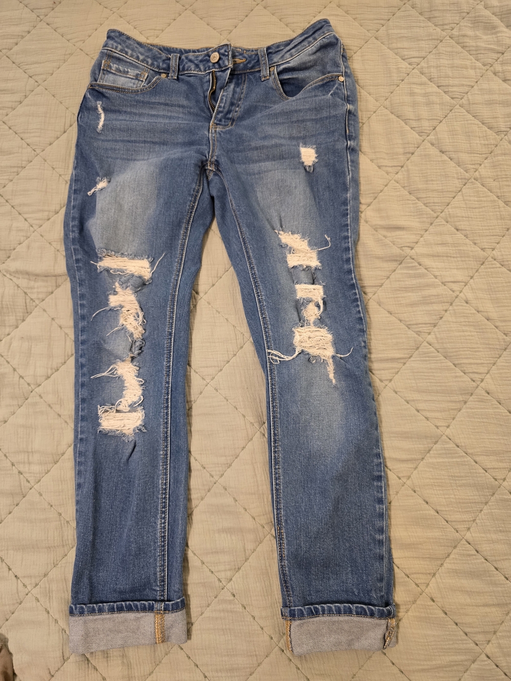 Altar'd State Blue Distressed Boyfriend Jeans SZ 27